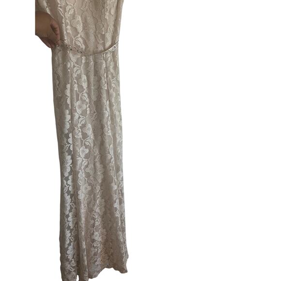 B. Darlin Women's Lace Maxi Evening Gown 3/4 Sleeveless V-Neck Beige Dress - Picture 6 of 15
